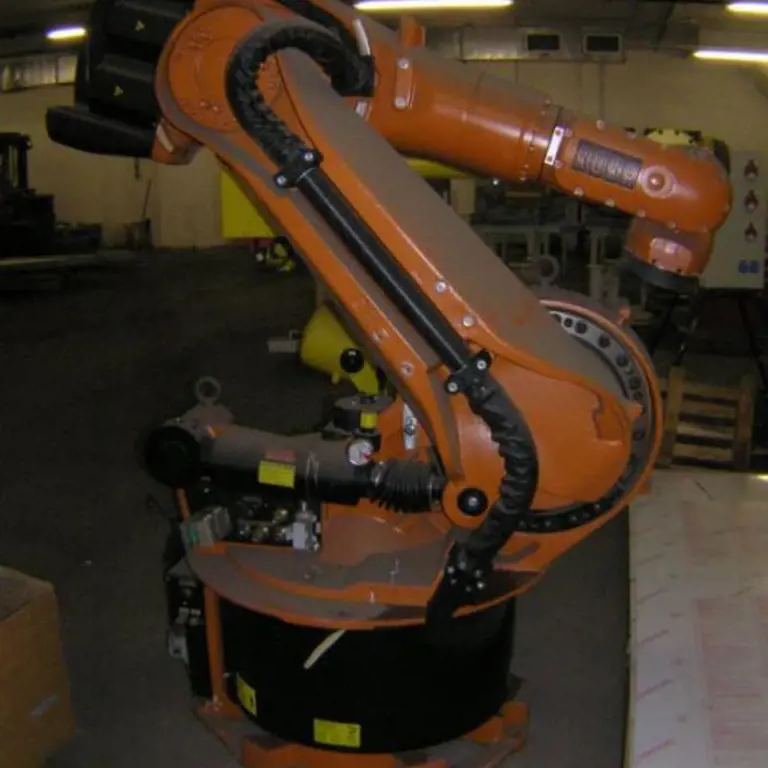 1 Industrial Robot KUKA KR200